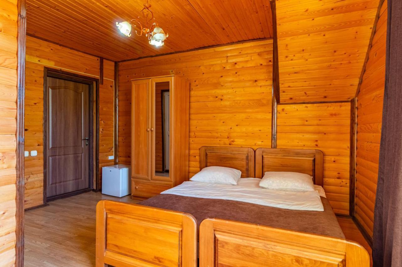 Гуцульська Світлиця Hotel Boekovel Buitenkant foto