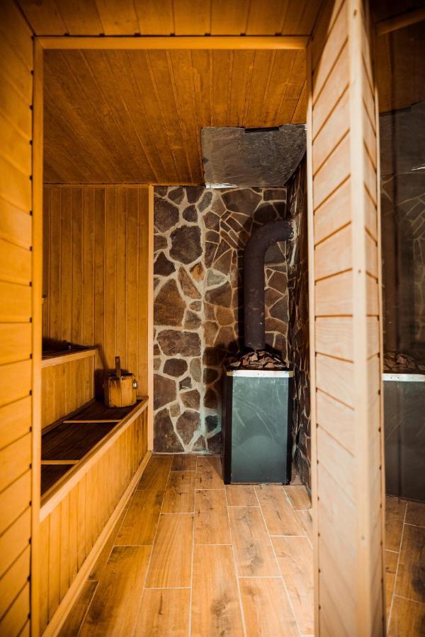 Гуцульська Світлиця Hotel Boekovel Buitenkant foto
